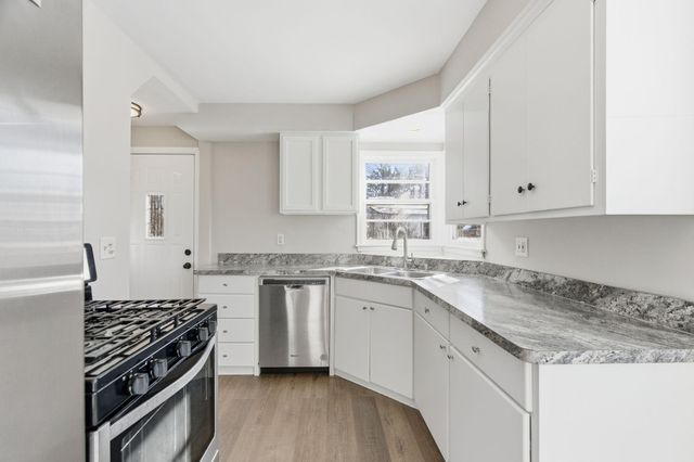 4409 Adair Avenue N, Crystal, MN 55422