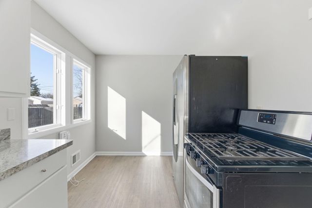 4409 Adair Avenue N, Crystal, MN 55422