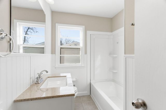 4409 Adair Avenue N, Crystal, MN 55422