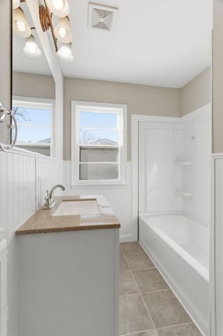 4409 Adair Avenue N, Crystal, MN 55422