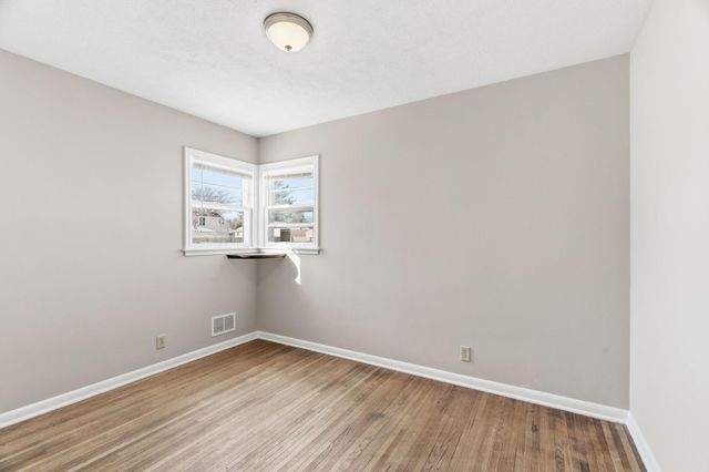 4409 Adair Avenue N, Crystal, MN 55422