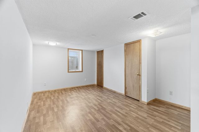 4409 Adair Avenue N, Crystal, MN 55422