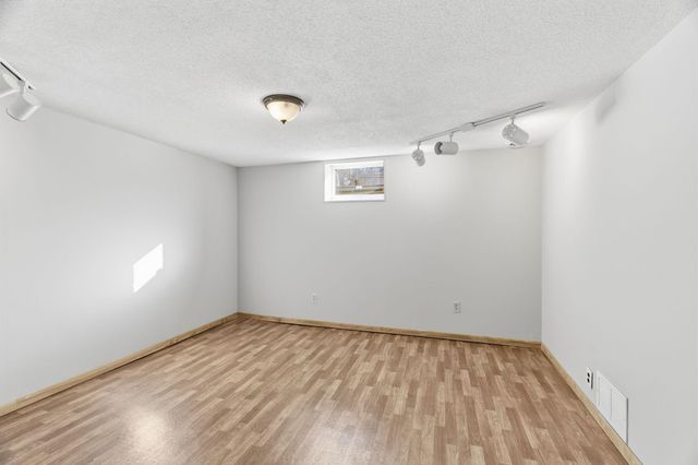 4409 Adair Avenue N, Crystal, MN 55422