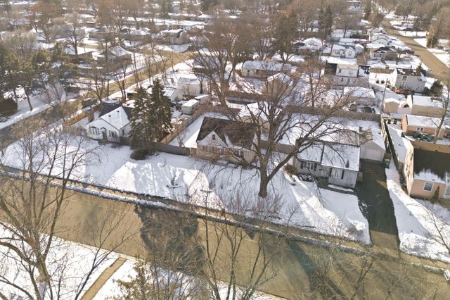 4409 Adair Avenue N, Crystal, MN 55422