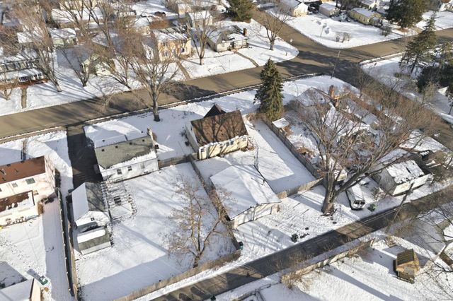 4409 Adair Avenue N, Crystal, MN 55422