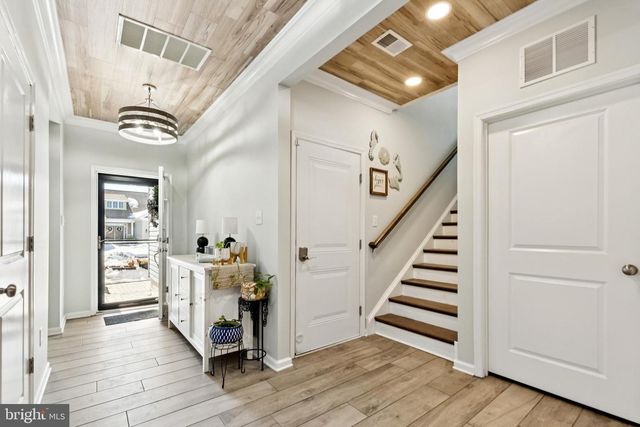 18 RACCOON LANE, Barnegat, NJ 08005