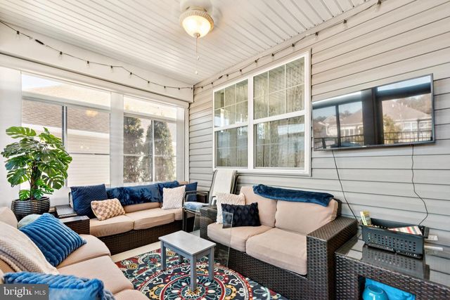 18 RACCOON LANE, Barnegat, NJ 08005