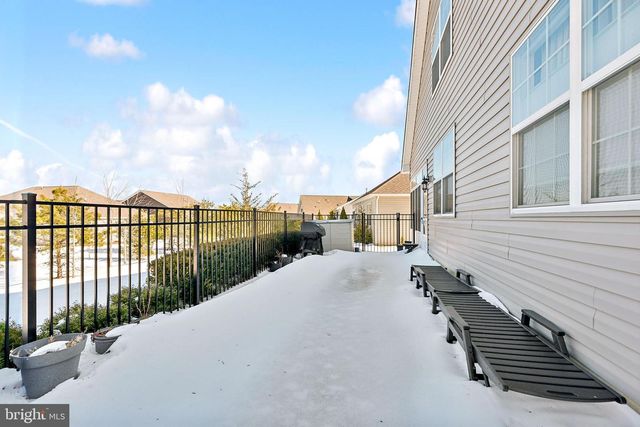 18 RACCOON LANE, Barnegat, NJ 08005