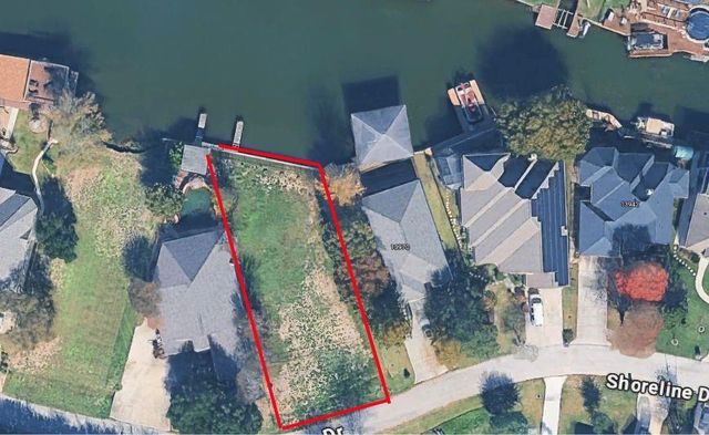 Lot 11 Shoreline, Willis, TX 77318