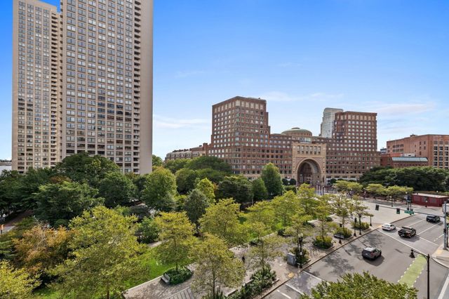 110 Broad 703, Boston, MA 02110