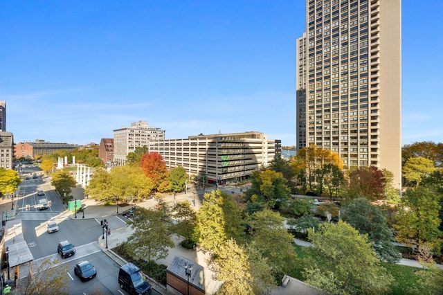 110 Broad 703, Boston, MA 02110