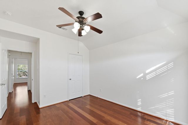 8702 Challis Park Court, Houston, TX 77040