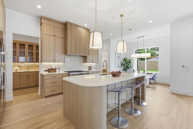 3933 Cortez Drive, Dallas, TX 75220