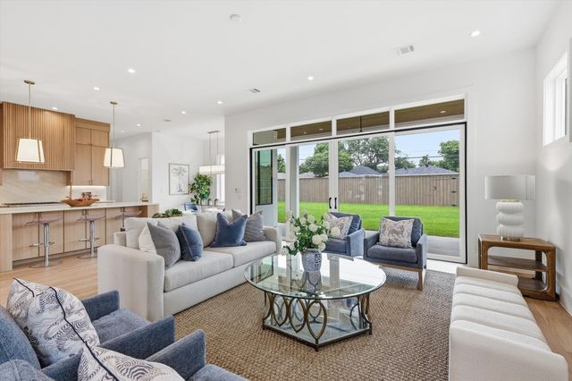 3933 Cortez Drive, Dallas, TX 75220