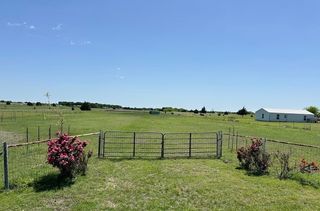 527 W Pecan Tree Road, Waxahachie, TX 75167