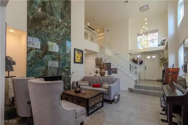 2649 Golden Sands Drive, Las Vegas, NV 89128