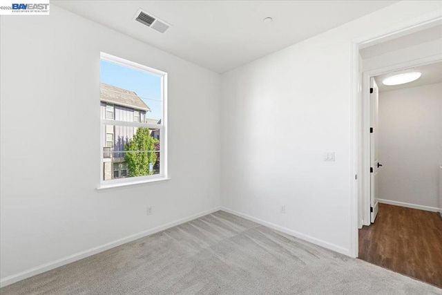 4243 Sunset View Dr, Dublin, CA 94568