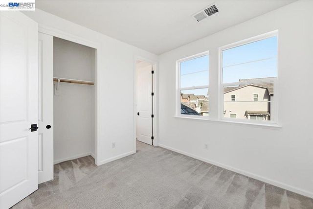 4243 Sunset View Dr, Dublin, CA 94568