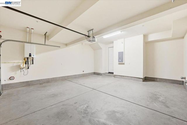 4243 Sunset View Dr, Dublin, CA 94568