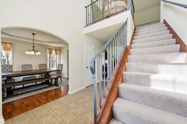 1804 Edith Way, Crown Point, IN 46307