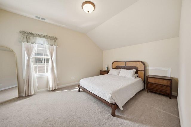 1804 Edith Way, Crown Point, IN 46307