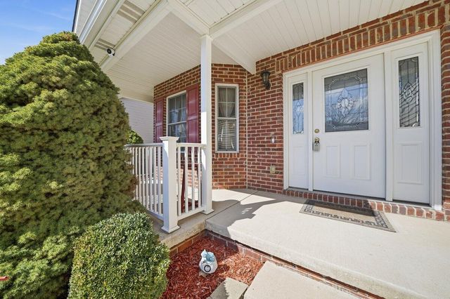 1804 Edith Way, Crown Point, IN 46307