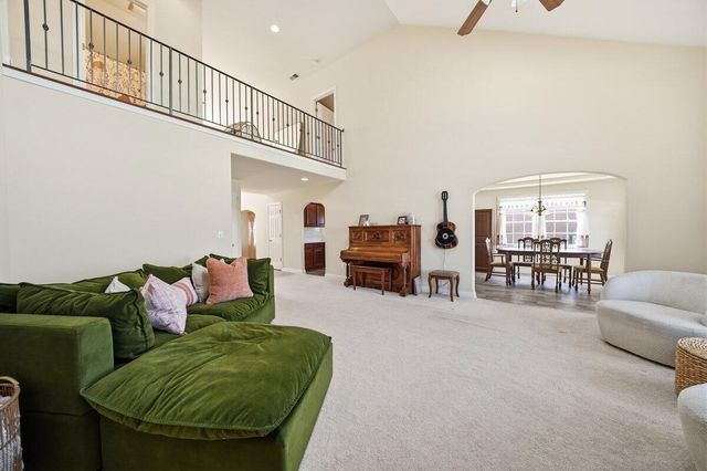 1804 Edith Way, Crown Point, IN 46307