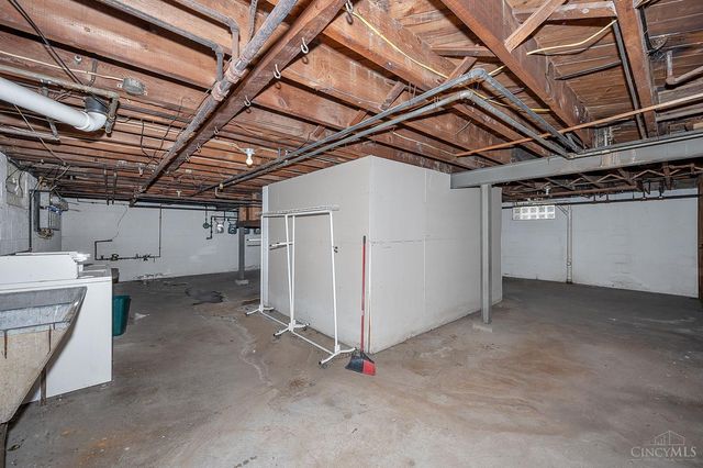 18 Gahl Terrace, Reading, OH 45215