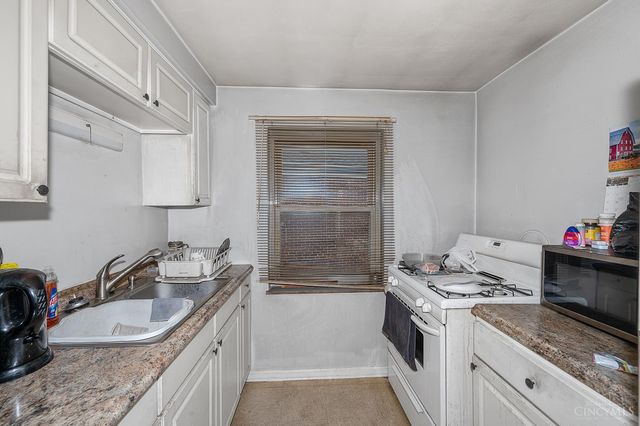 18 Gahl Terrace, Reading, OH 45215