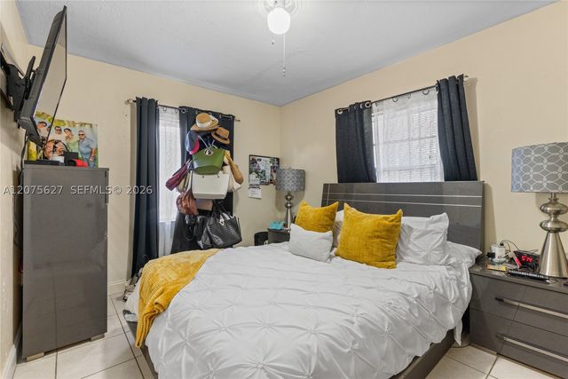 755 Harem Ave, Opa Locka, FL 33054
