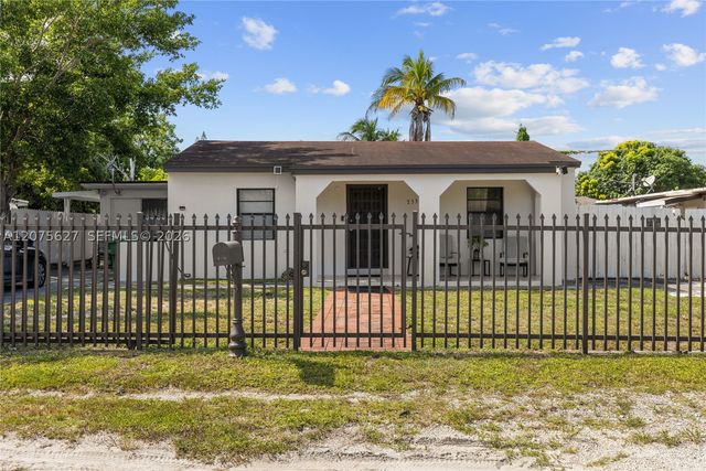 755 Harem Ave, Opa Locka, FL 33054