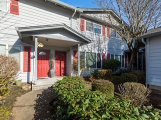 697 32ND St #5, Washougal, WA 98671