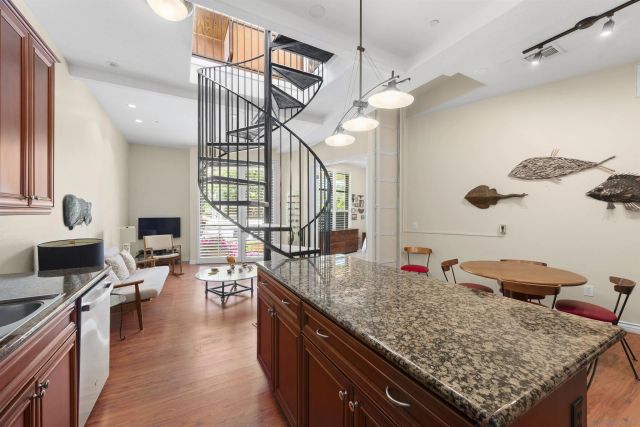 1021 Scott 159, San Diego, CA 92106