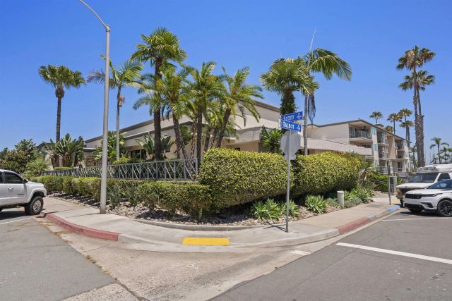 1021 Scott 159, San Diego, CA 92106
