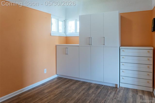2082 Kingston Street, White Lake Charter Township, MI 48386