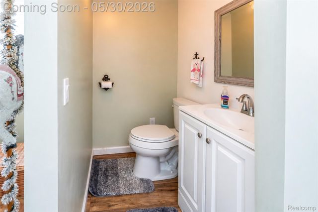 2082 Kingston Street, White Lake Charter Township, MI 48386