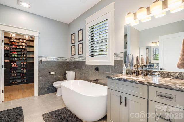 163 Northview Drive, Hendersonville, NC 28791