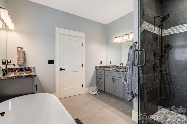 163 Northview Drive, Hendersonville, NC 28791