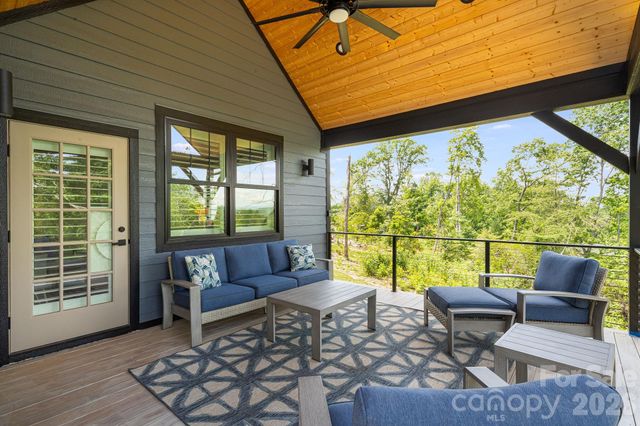 163 Northview Drive, Hendersonville, NC 28791