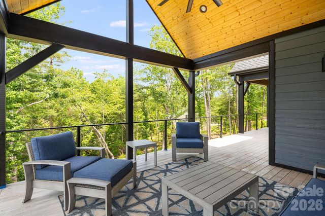 163 Northview Drive, Hendersonville, NC 28791