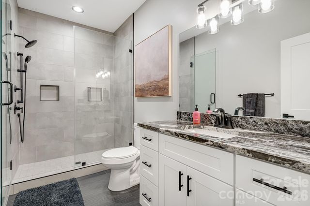 163 Northview Drive, Hendersonville, NC 28791