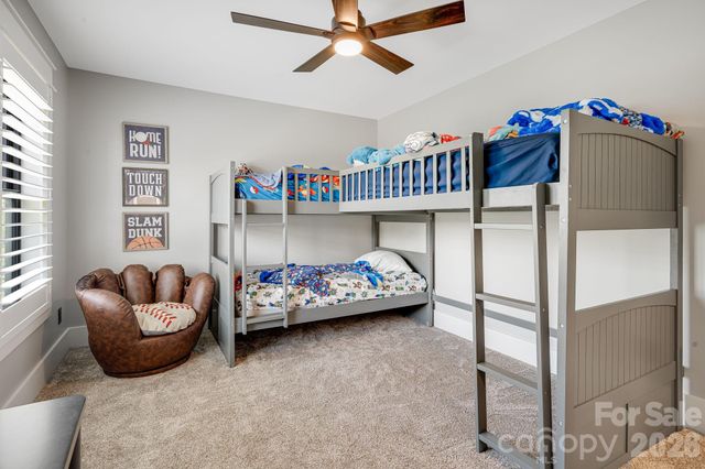 163 Northview Drive, Hendersonville, NC 28791