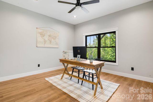 163 Northview Drive, Hendersonville, NC 28791