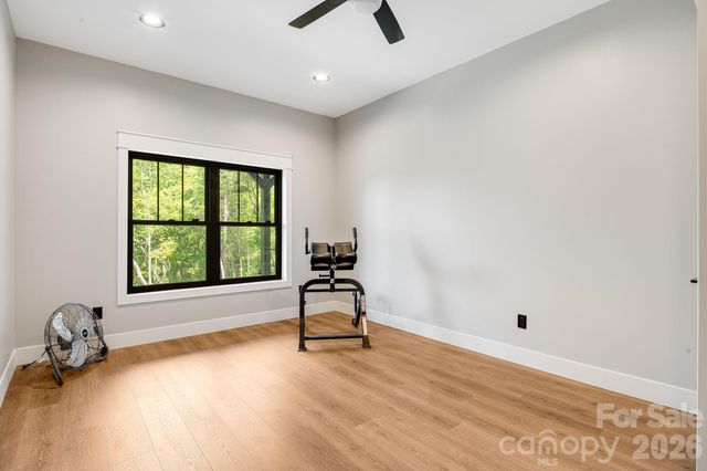 163 Northview Drive, Hendersonville, NC 28791