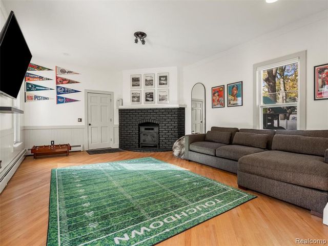 319 Chandler Street, Romeo, MI 48065