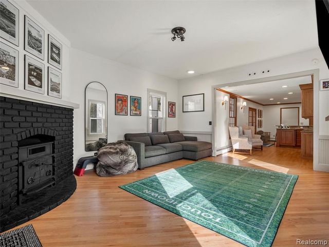 319 Chandler Street, Romeo, MI 48065