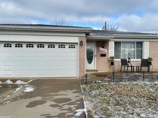 13201 Cloverlawn Drive, Sterling Heights, MI 48312