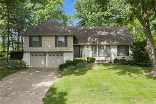 1705 N 1st Street, Blue Springs, MO 64014