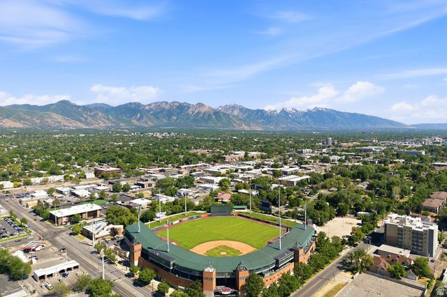 1136 S WEST TEMPLE, Salt Lake City, UT 84101
