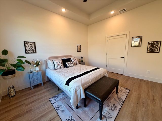 2829 Avenue L, Fort Worth, TX 76105